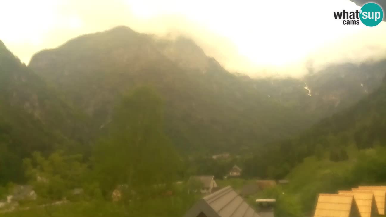 Webcam Trenta – Vista su Šplevt, Pihavec e Prisojnika