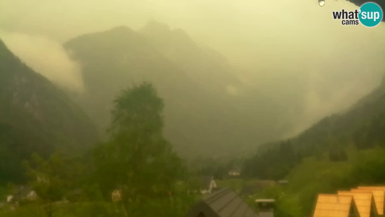 Webcam Trenta – Vista su Šplevt, Pihavec e Prisojnika