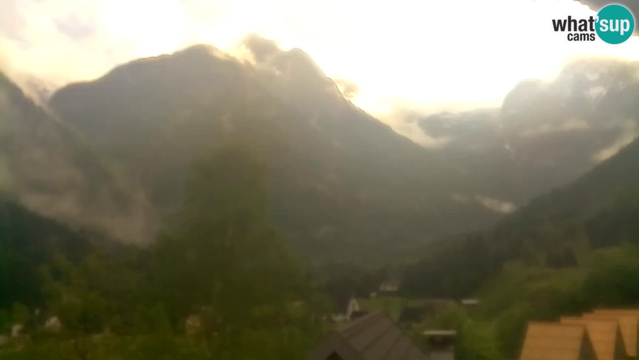 Webcam Trenta – Vista su Šplevt, Pihavec e Prisojnika