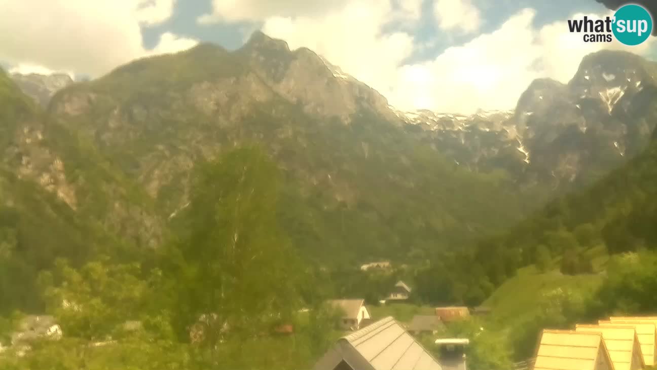 Webcam Trenta – Vista su Šplevt, Pihavec e Prisojnika