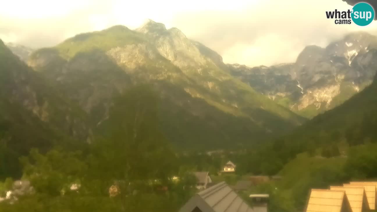 Webcam Trenta – Vista su Šplevt, Pihavec e Prisojnika
