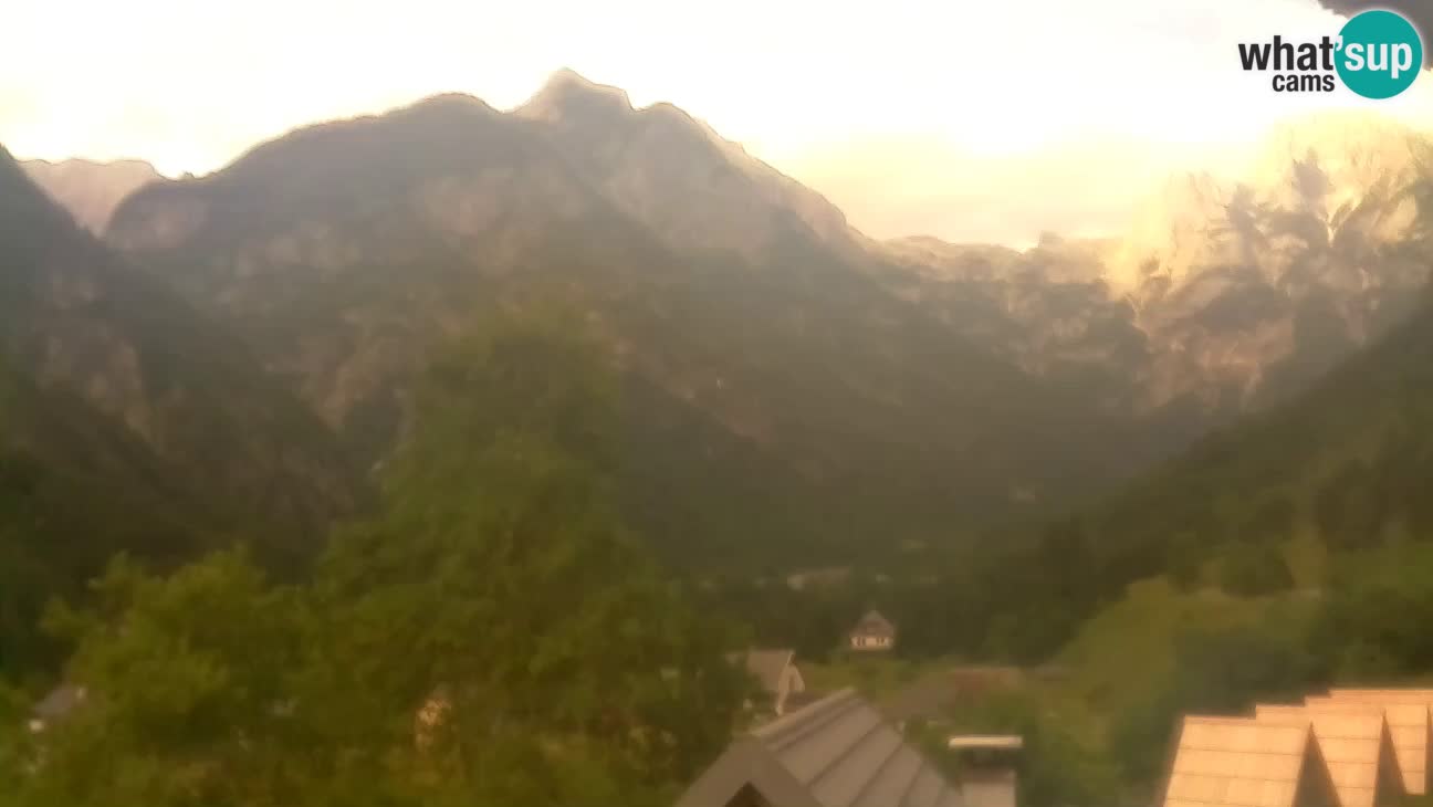 Webcam Trenta – Vista su Šplevt, Pihavec e Prisojnika