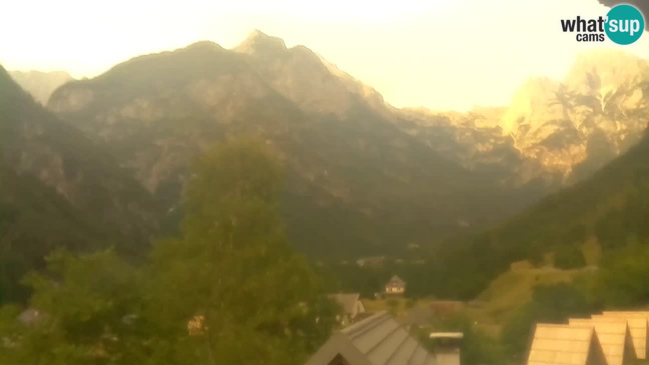 Webcam Trenta – Vista su Šplevt, Pihavec e Prisojnika