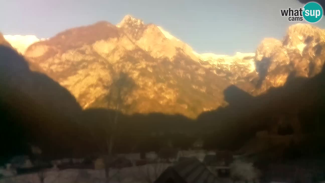 Webcam Trenta – Vista su Šplevt, Pihavec e Prisojnika