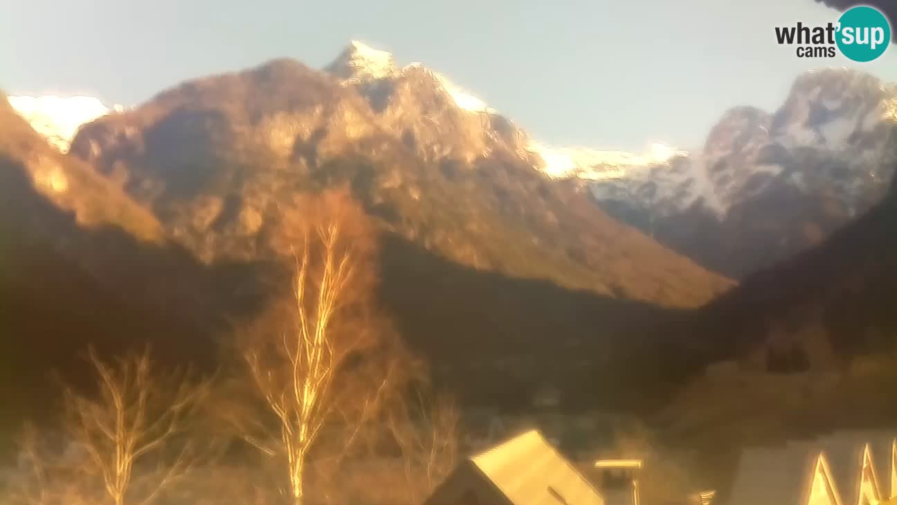 Webcam Trenta – Vista su Šplevt, Pihavec e Prisojnika