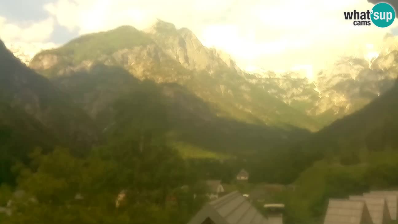 Webcam Trenta – Vista su Šplevt, Pihavec e Prisojnika