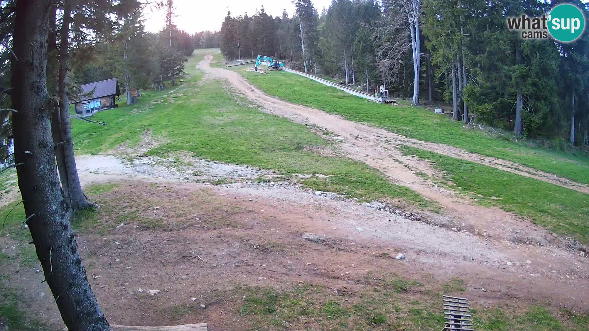 Kamera Trije Kralji – Črno jezero – Hotel Jakec