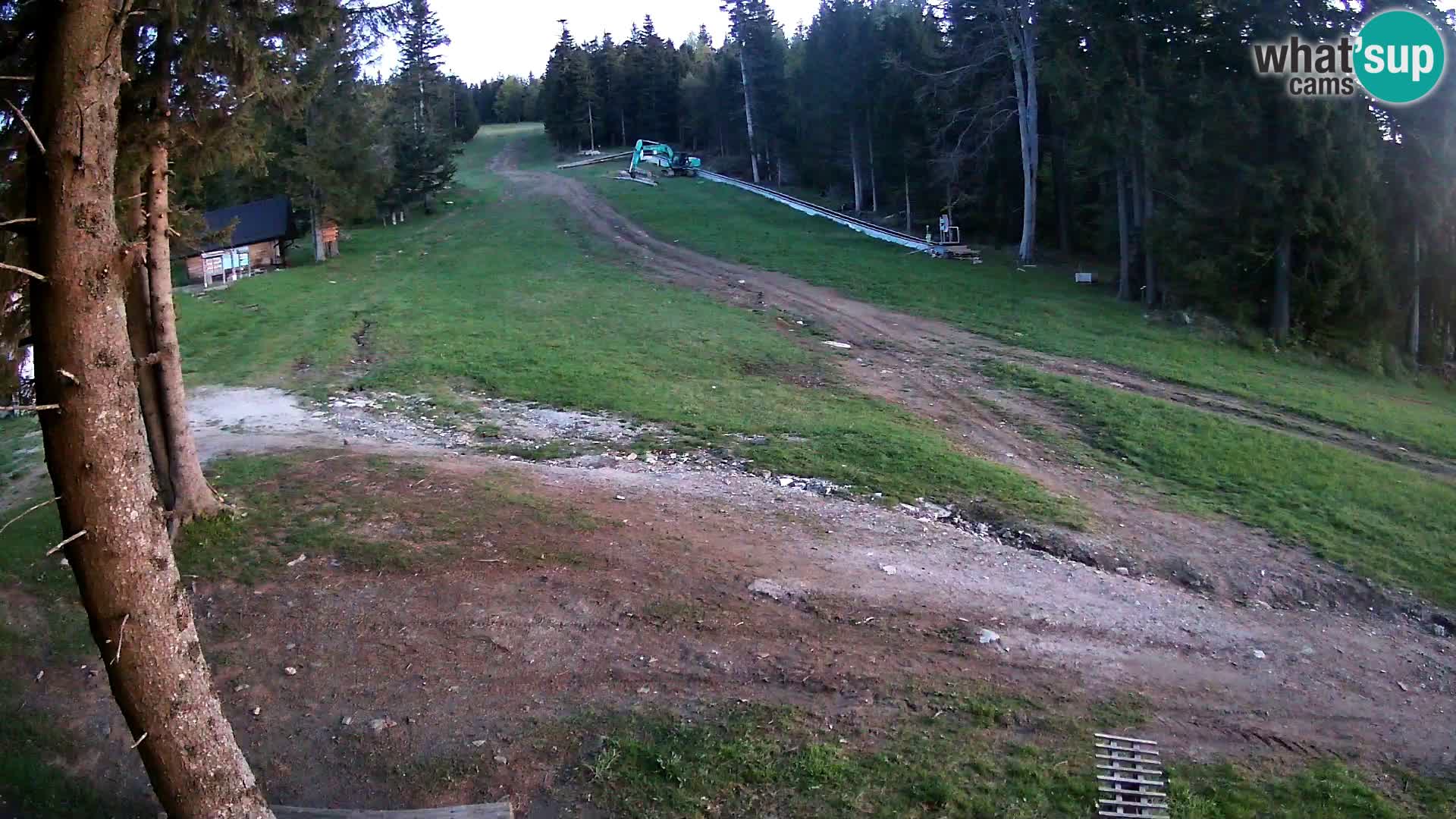 Kamera Trije Kralji – Črno jezero – Hotel Jakec
