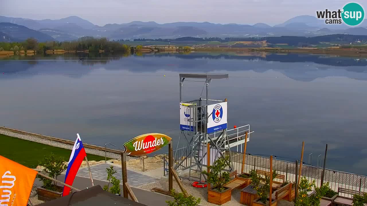 Velenje Lake Webcam – Live from Velenje Beach