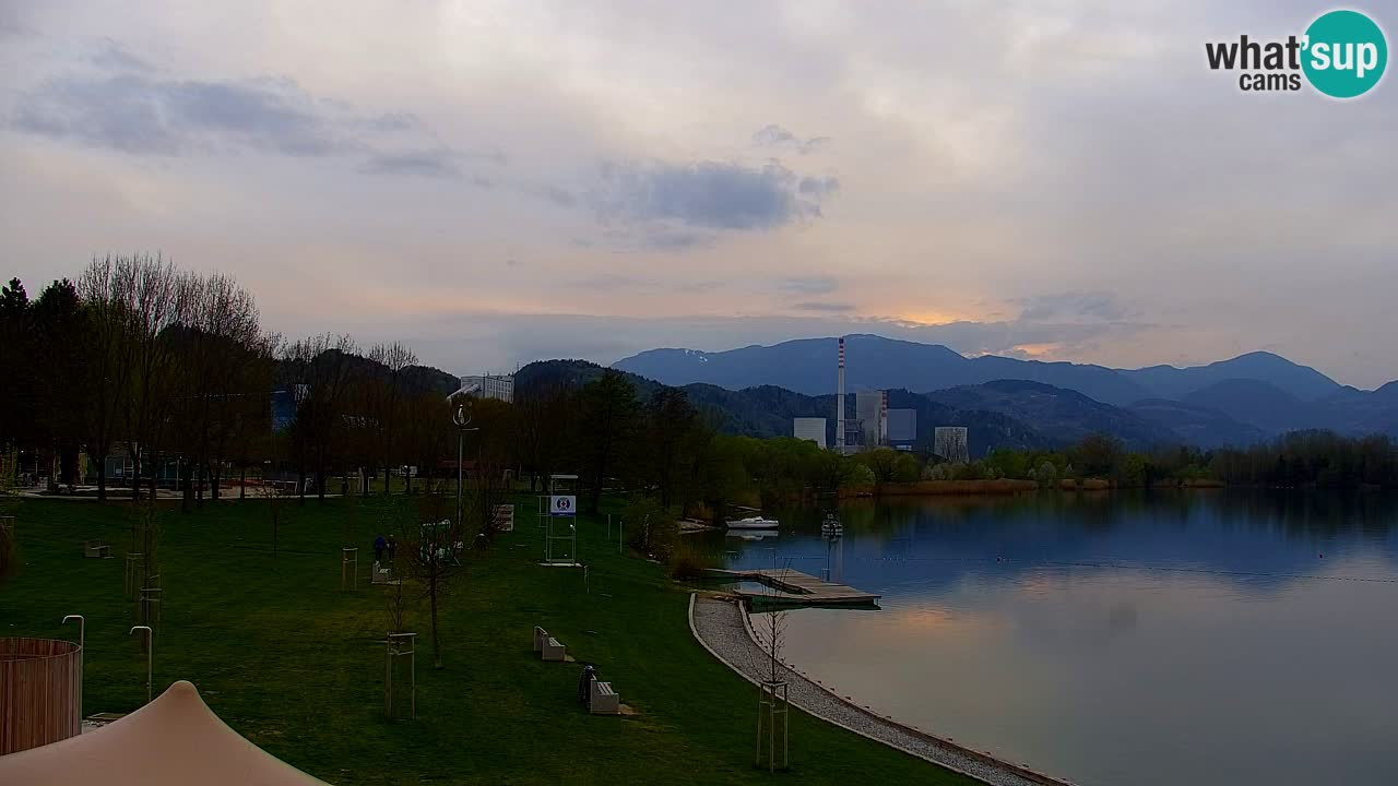 Web kamera Velenjsko jezero – Plaža Velenje uživo