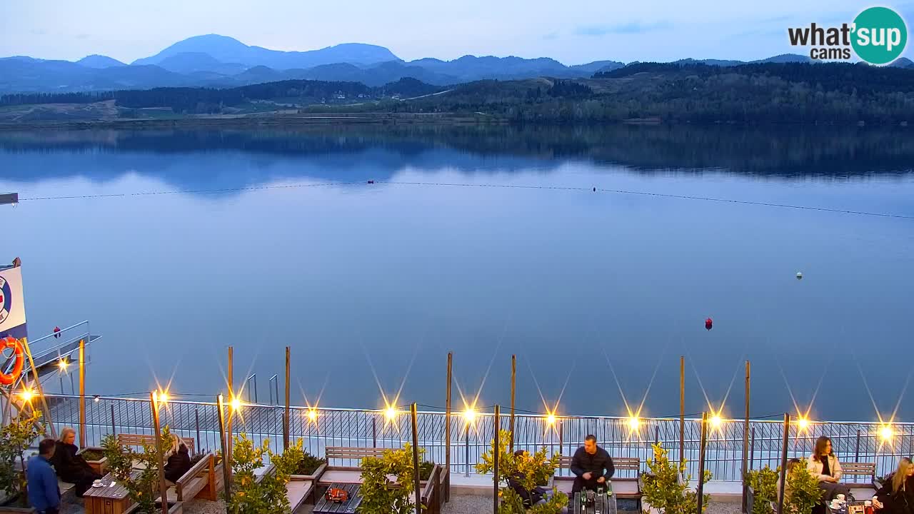 Velenje Lake Webcam – Live from Velenje Beach