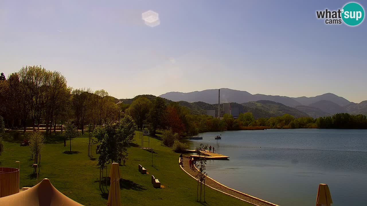 Web kamera Velenjsko jezero – Plaža Velenje uživo