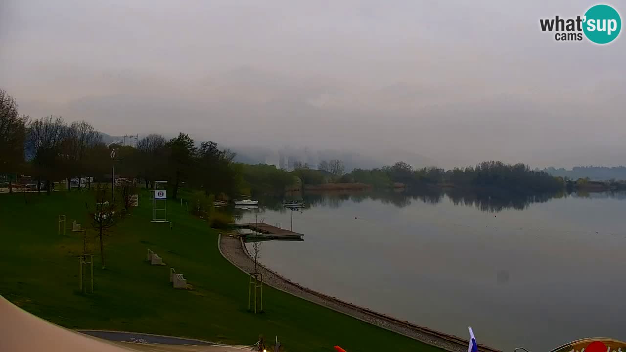 Web kamera Velenjsko jezero – Plaža Velenje uživo