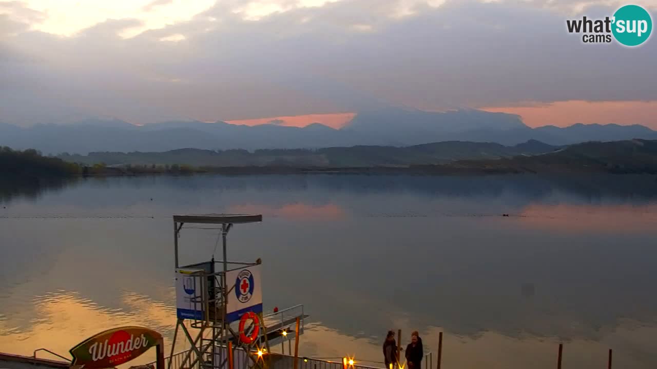 Web kamera Velenjsko jezero – Plaža Velenje uživo