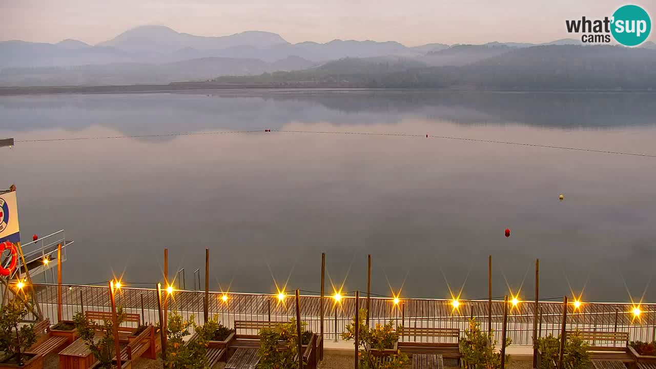 Web kamera Velenjsko jezero – Plaža Velenje uživo