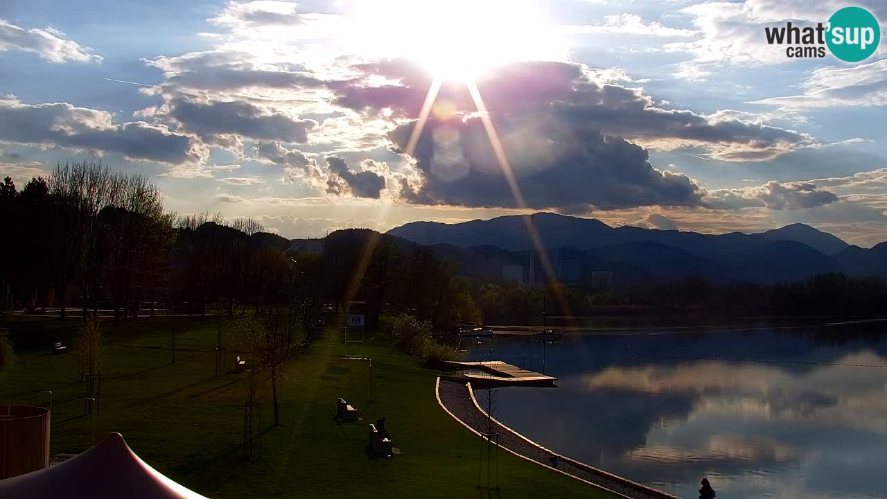 Velenje Lake Webcam – Live from Velenje Beach