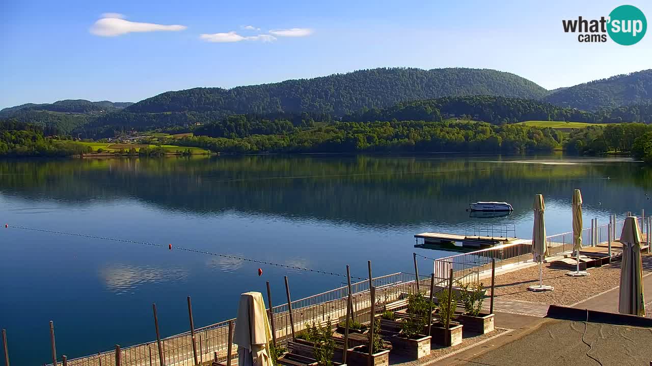 Spletna kamera Velenjsko jezero – Pogled v živo z Velenjske plaže