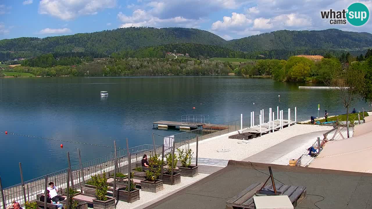 Spletna kamera Velenjsko jezero – Pogled v živo z Velenjske plaže