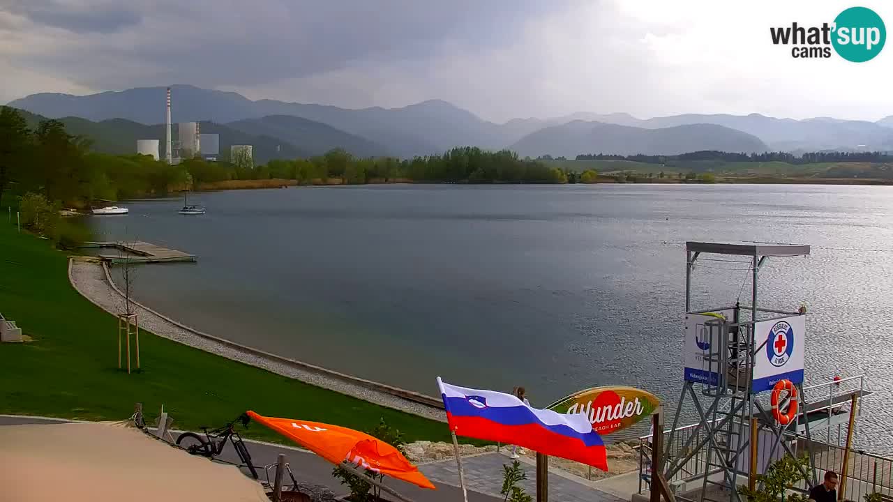 Web kamera Velenjsko jezero – Plaža Velenje uživo