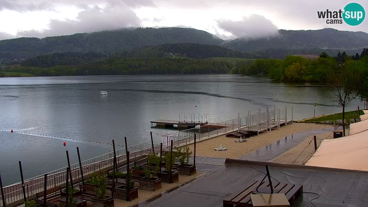 Spletna kamera Velenjsko jezero – Pogled v živo z Velenjske plaže