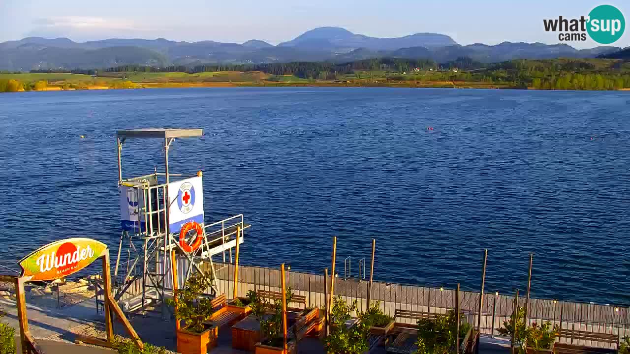 Velenje Lake Webcam – Live from Velenje Beach