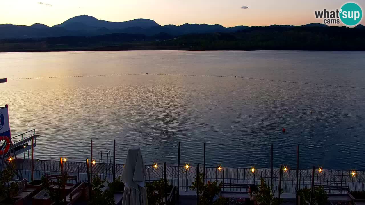 Velenje Lake Webcam – Live from Velenje Beach