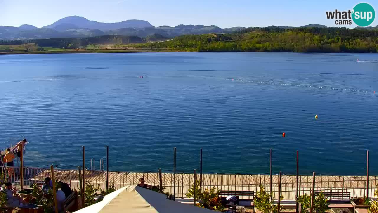 Web kamera Velenjsko jezero – Plaža Velenje uživo