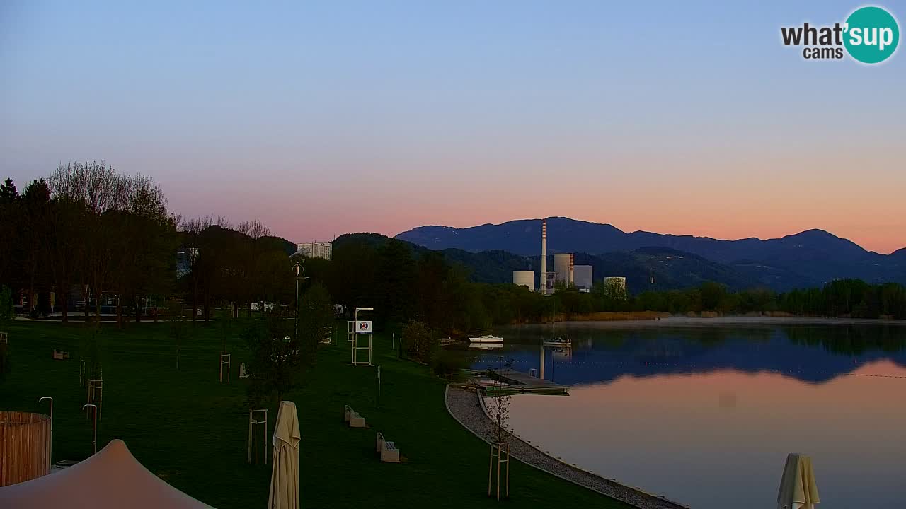 Web kamera Velenjsko jezero – Plaža Velenje uživo