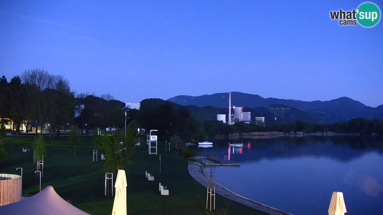 Web kamera Velenjsko jezero – Plaža Velenje uživo