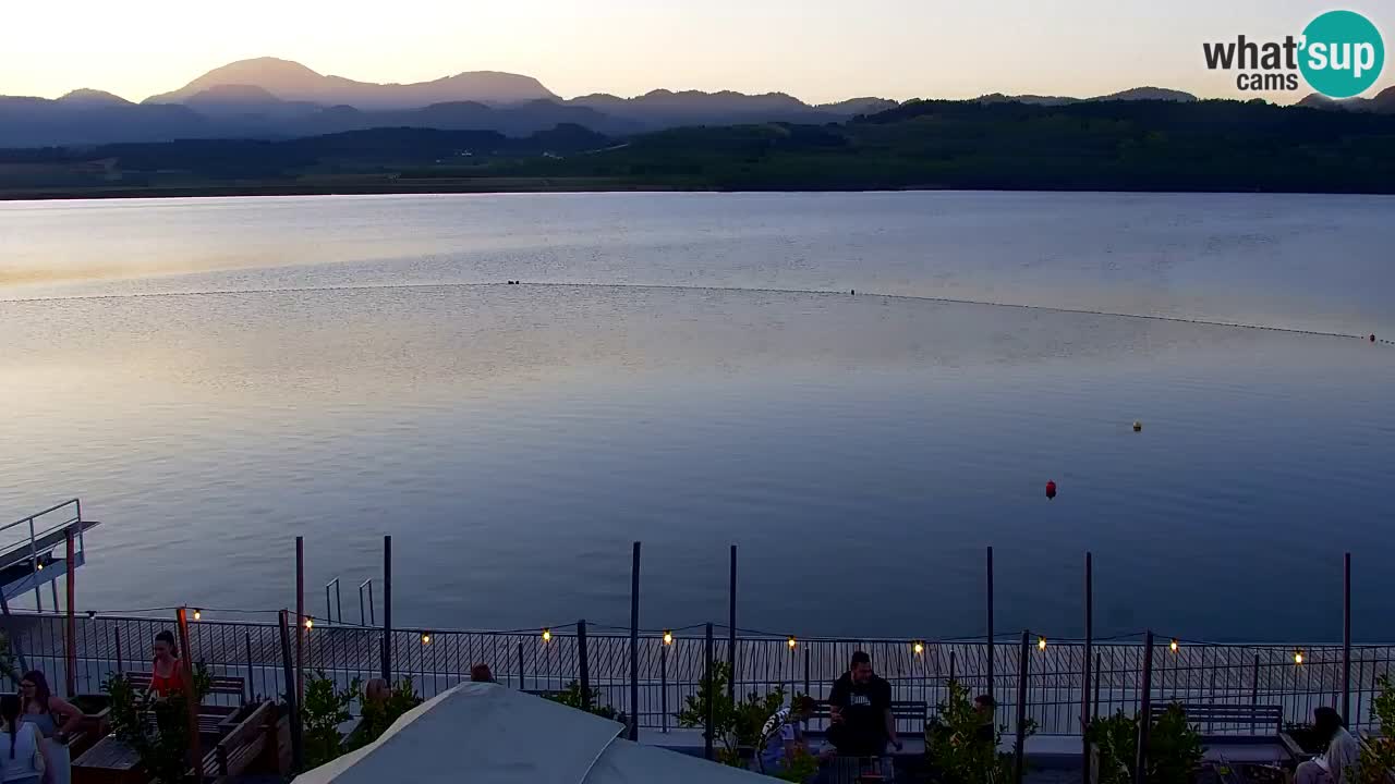 Velenje Lake Webcam – Live from Velenje Beach