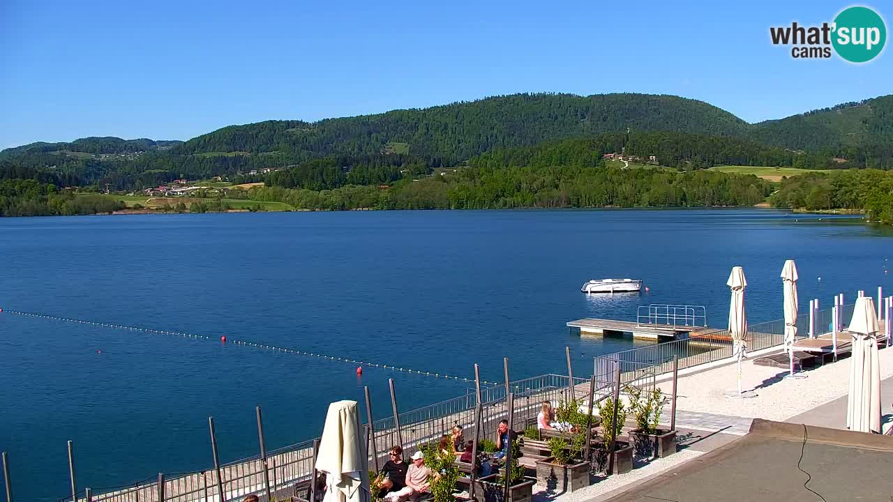 Spletna kamera Velenjsko jezero – Pogled v živo z Velenjske plaže