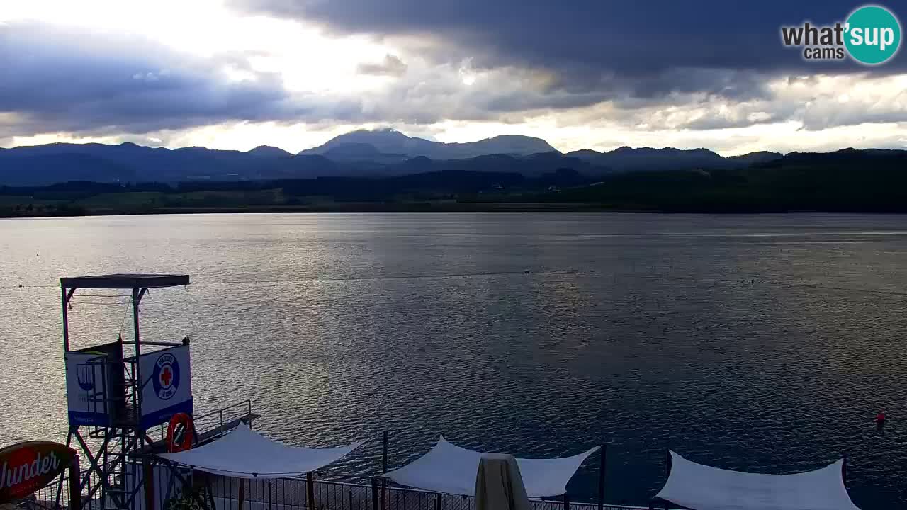 Web kamera Velenjsko jezero – Plaža Velenje uživo