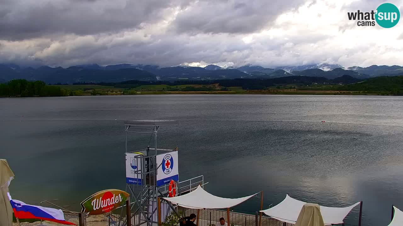Web kamera Velenjsko jezero – Plaža Velenje uživo
