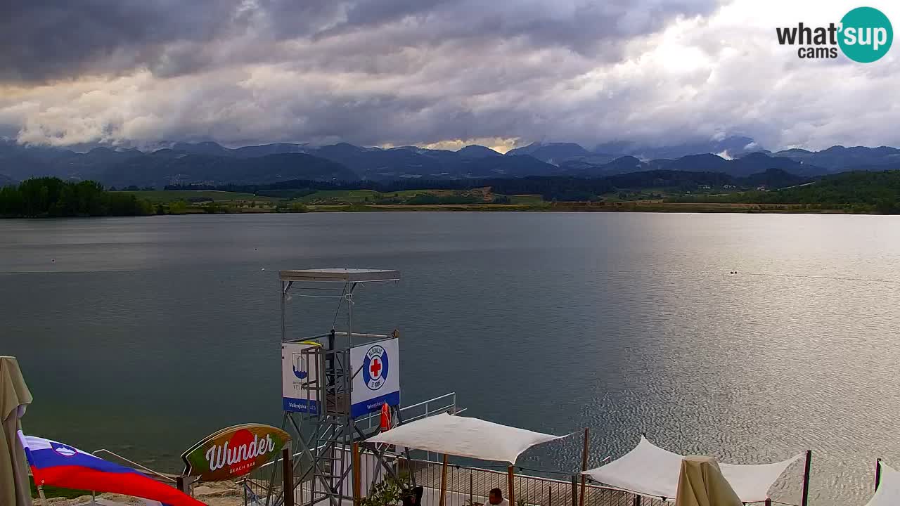 Velenje Lake Webcam – Live from Velenje Beach