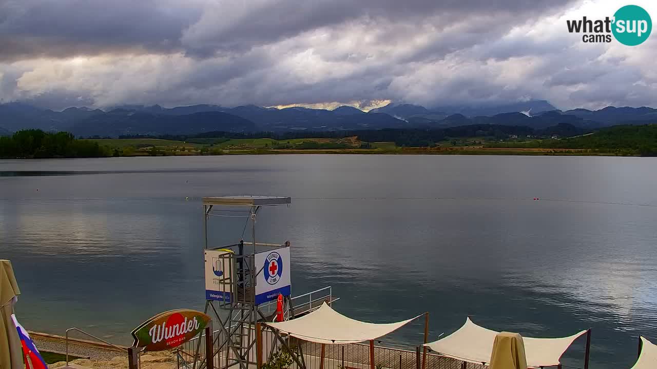 Velenje Lake Webcam – Live from Velenje Beach