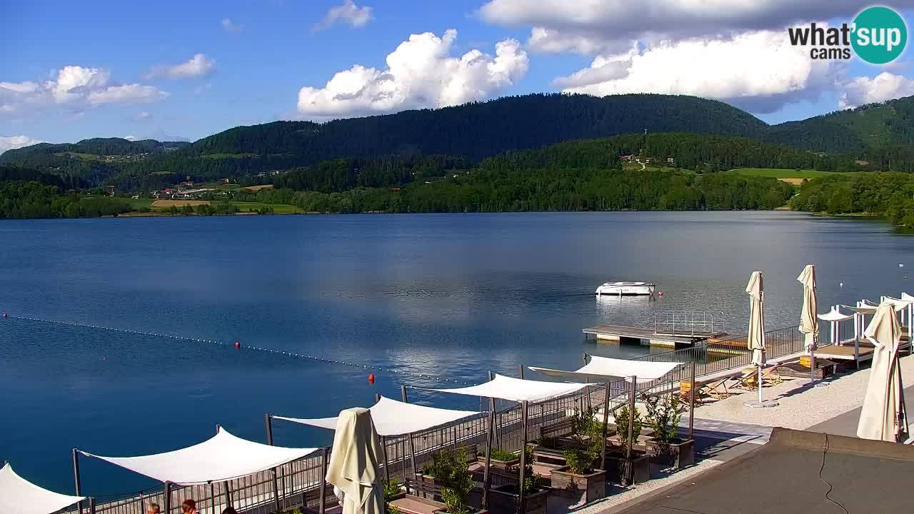 Spletna kamera Velenjsko jezero – Pogled v živo z Velenjske plaže