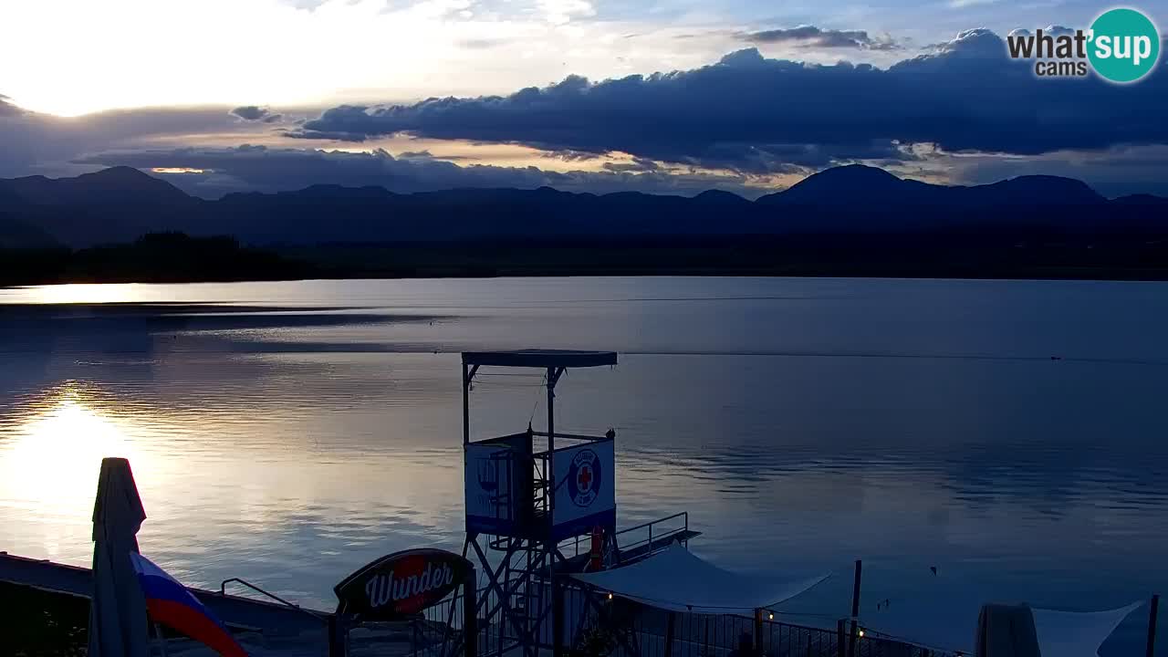 Velenje Lake Webcam – Live from Velenje Beach
