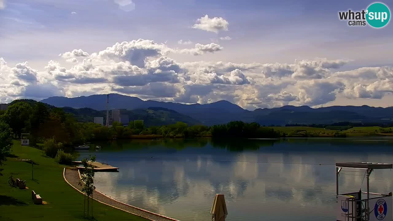 Web kamera Velenjsko jezero – Plaža Velenje uživo