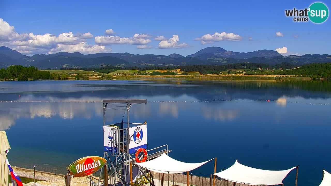 Spletna kamera Velenjsko jezero – Pogled v živo z Velenjske plaže