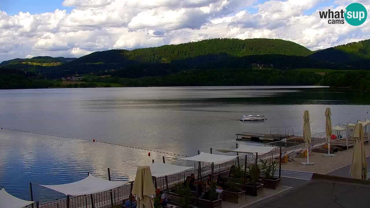 Spletna kamera Velenjsko jezero – Pogled v živo z Velenjske plaže