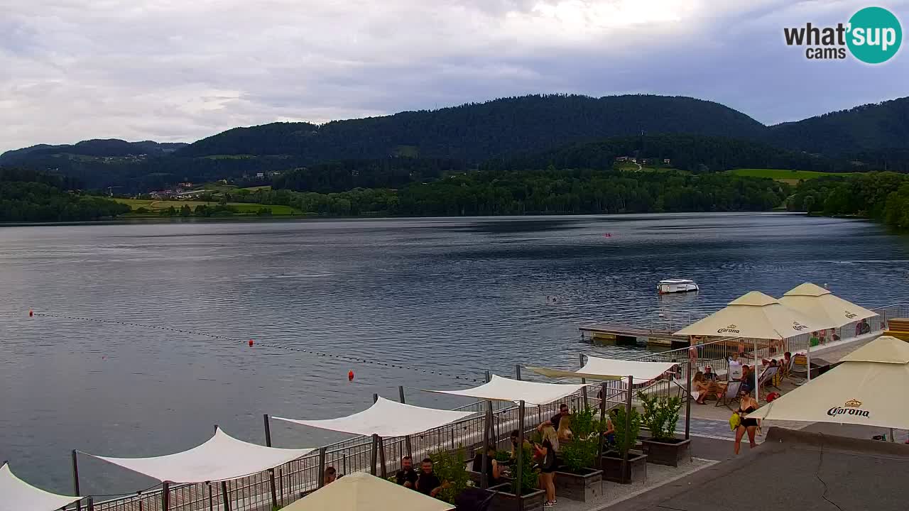 Spletna kamera Velenjsko jezero – Pogled v živo z Velenjske plaže