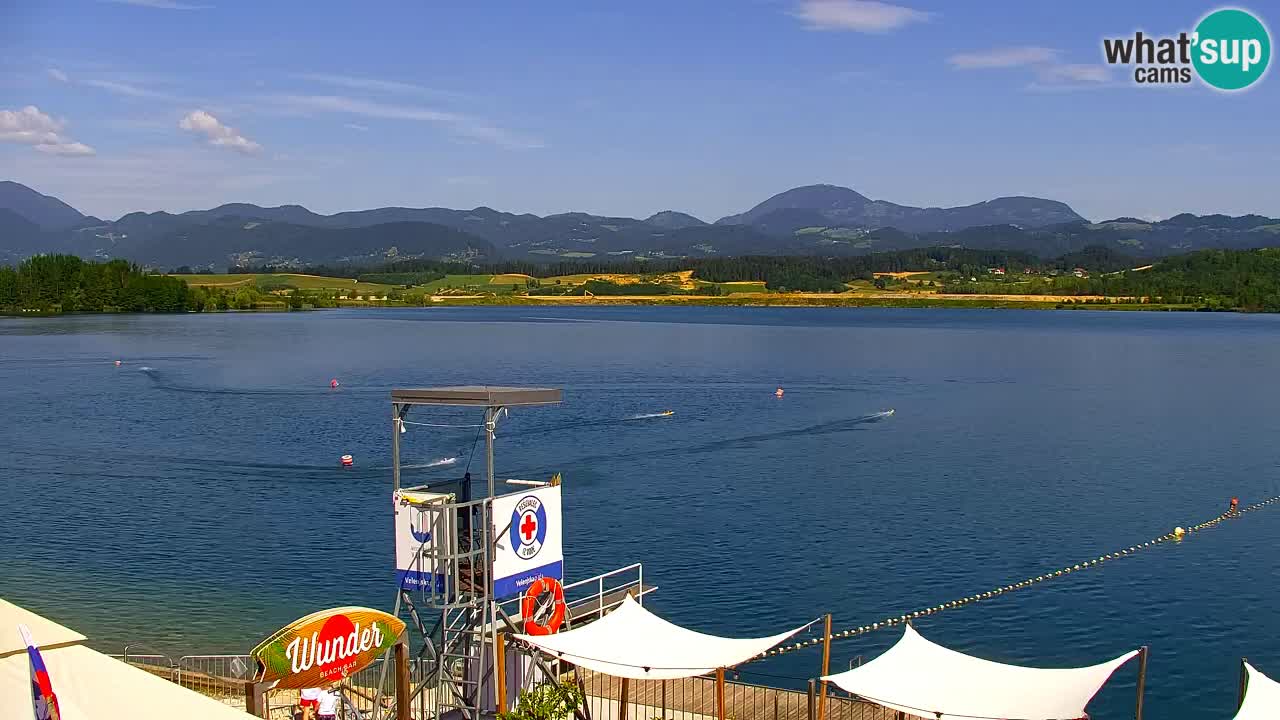 Spletna kamera Velenjsko jezero – Pogled v živo z Velenjske plaže