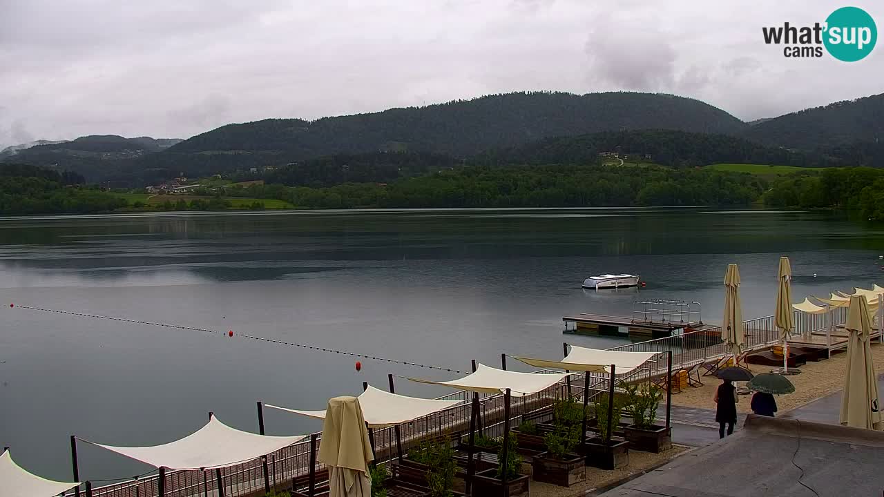 Spletna kamera Velenjsko jezero – Pogled v živo z Velenjske plaže