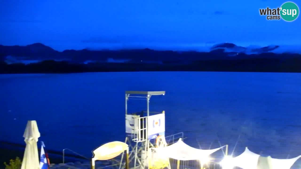 Spletna kamera Velenjsko jezero – Pogled v živo z Velenjske plaže