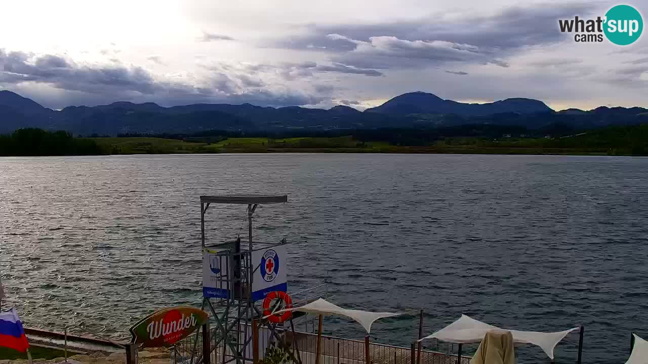 Web kamera Velenjsko jezero – Plaža Velenje uživo