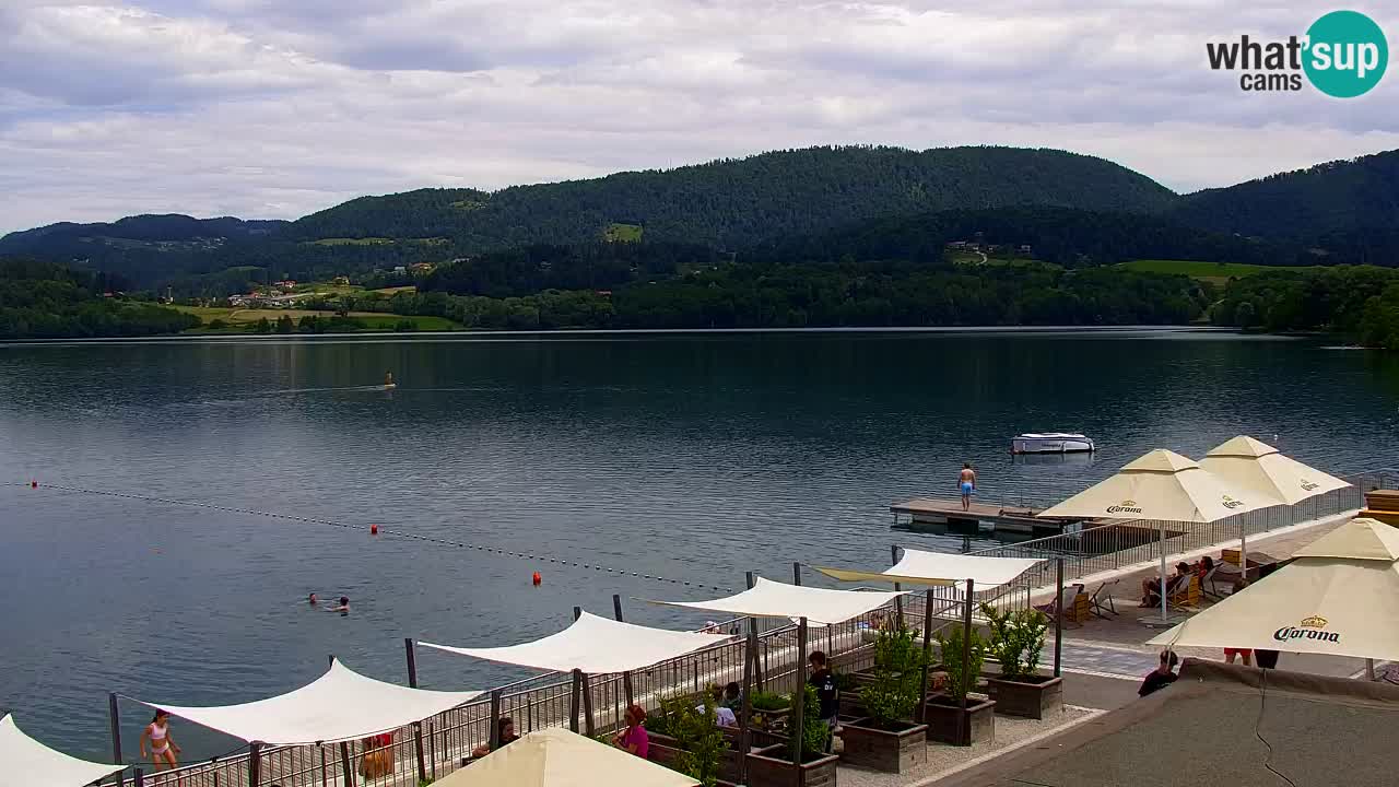 Spletna kamera Velenjsko jezero – Pogled v živo z Velenjske plaže