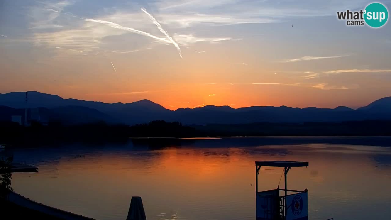 Web kamera Velenjsko jezero – Plaža Velenje uživo