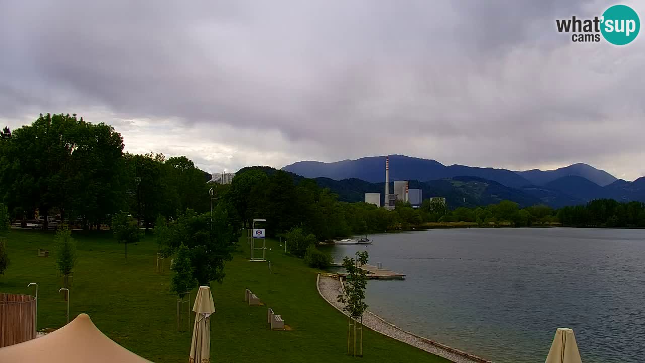 Web kamera Velenjsko jezero – Plaža Velenje uživo