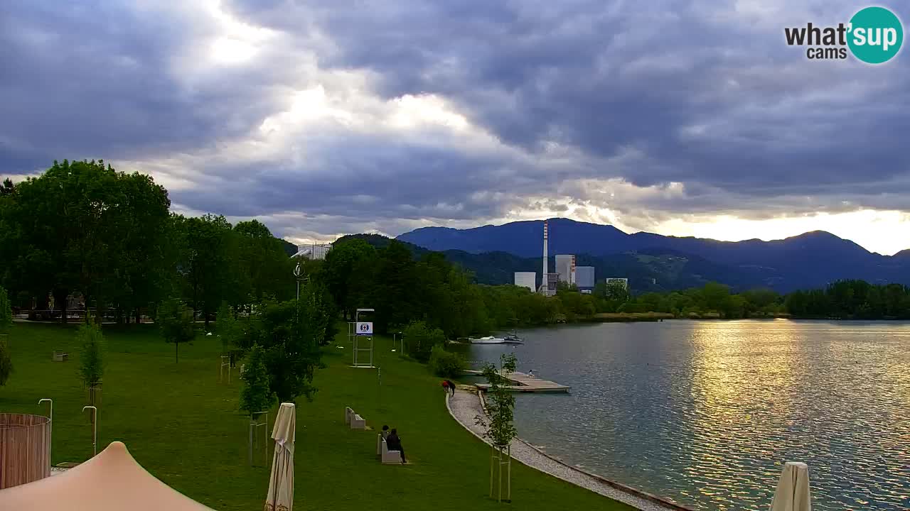 Velenje Lake Webcam – Live from Velenje Beach