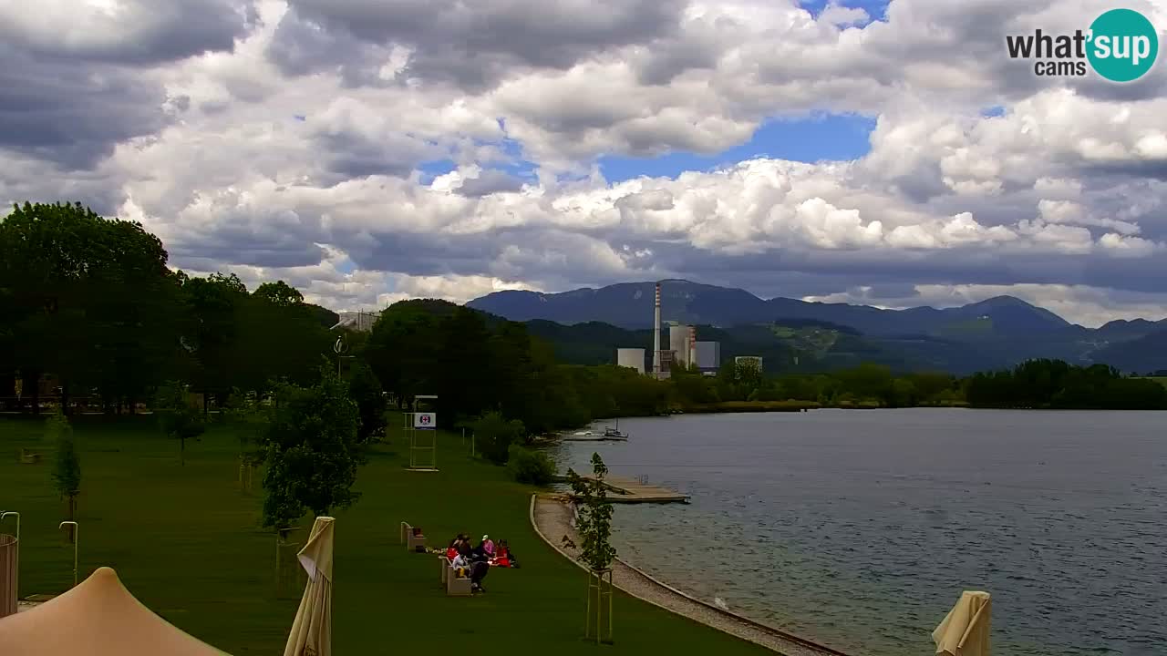 Web kamera Velenjsko jezero – Plaža Velenje uživo